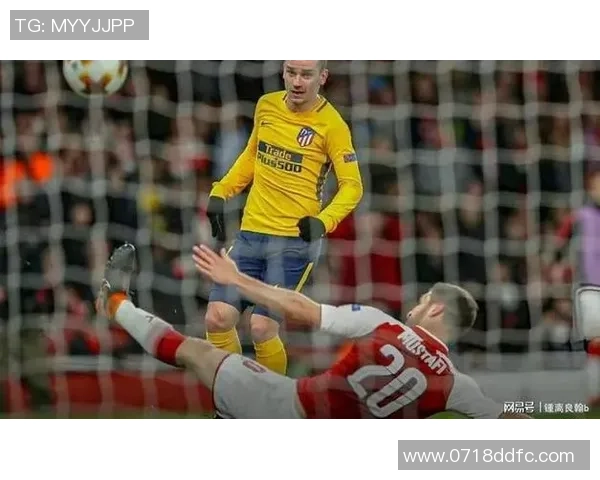 足球明星的踢球绝技揭秘:如何在赛场上展现惊人技巧与风采 足球明星的踢球绝技揭秘:如何在赛场上展现惊人技巧与风采